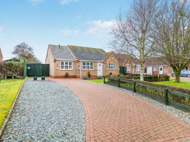 3 bedroom detached bungalow for sale
