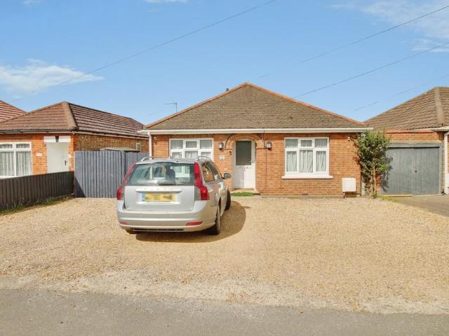 3 bedroom detached bungalow for sale