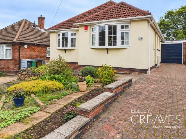 3 bedroom detached bungalow for sale