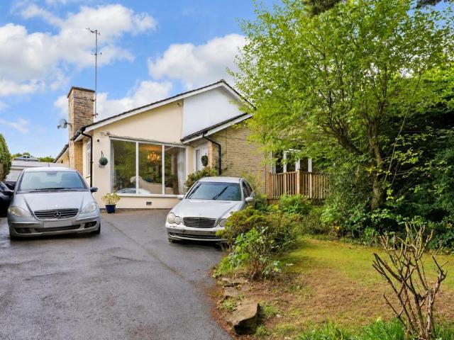 3 bedroom detached bungalow for sale