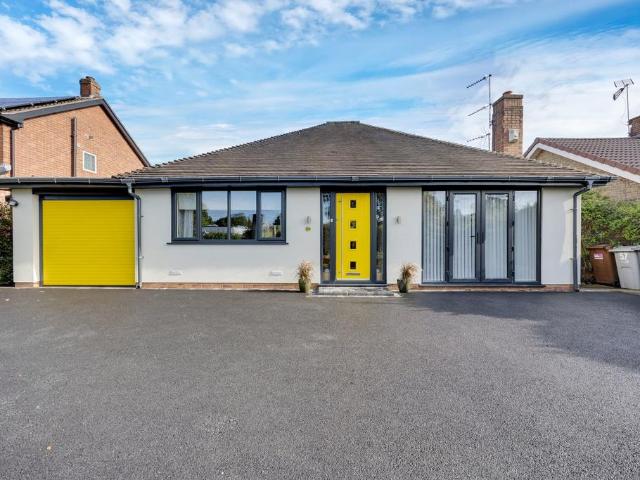3 bedroom detached bungalow for sale