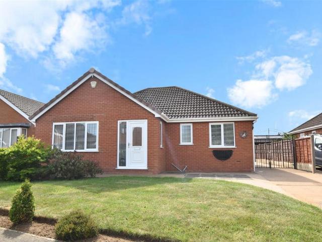 3 bedroom detached bungalow for sale