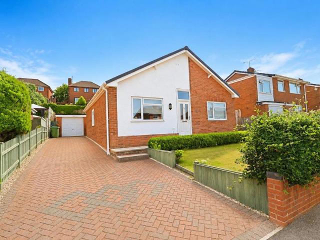 3 bedroom detached bungalow for sale