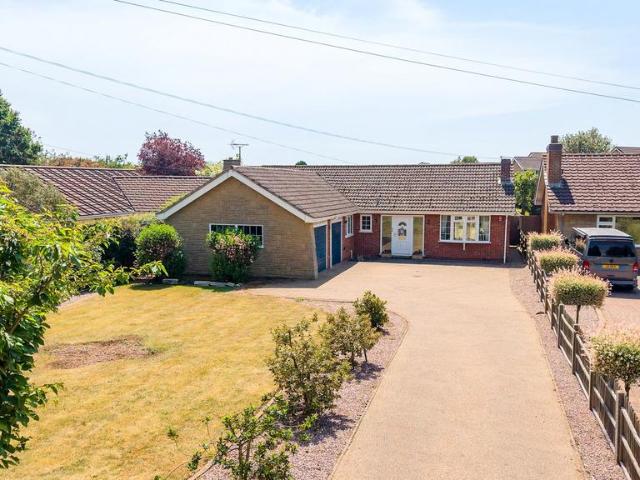 3 bedroom detached bungalow for sale