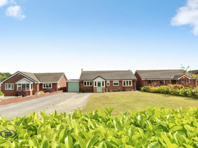 3 bedroom detached bungalow for sale