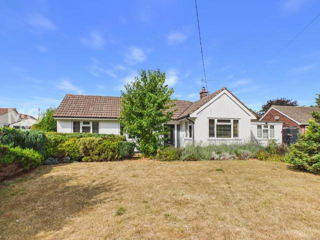 3 bedroom detached bungalow for sale