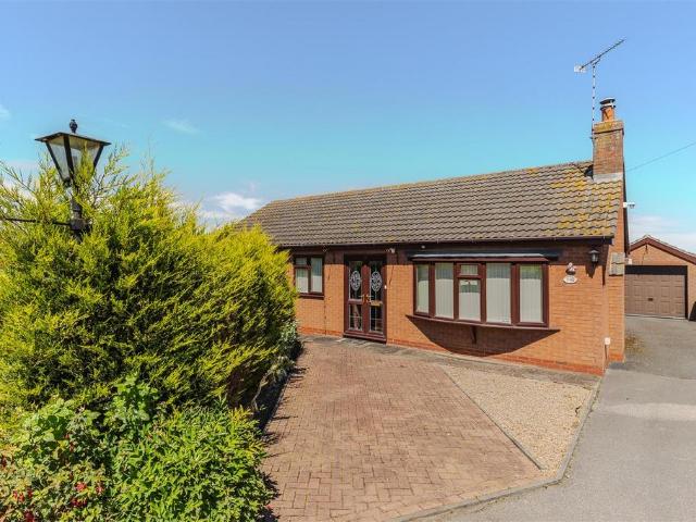3 bedroom detached bungalow for sale