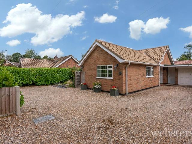 3 bedroom detached bungalow for sale