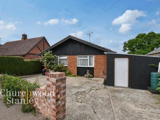 3 bedroom detached bungalow for sale