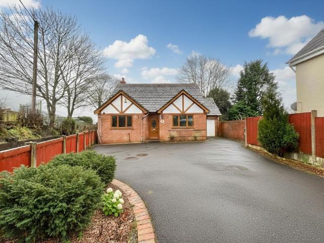 3 bedroom detached bungalow for sale