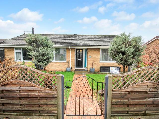 3 bedroom detached bungalow for sale