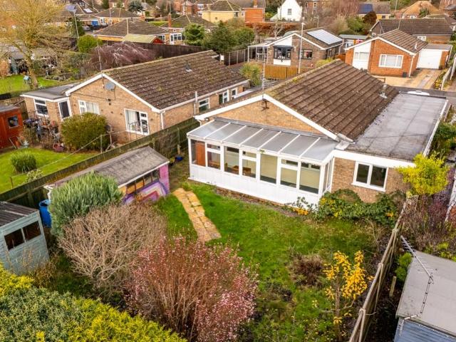 3 bedroom detached bungalow for sale