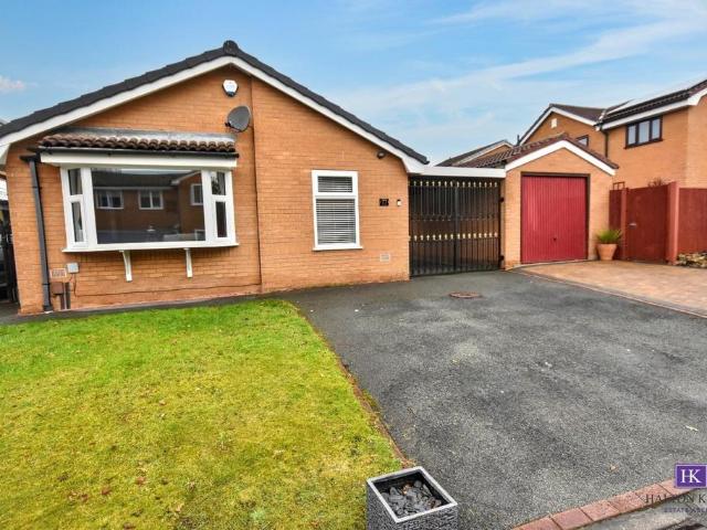 3 bedroom detached bungalow for sale