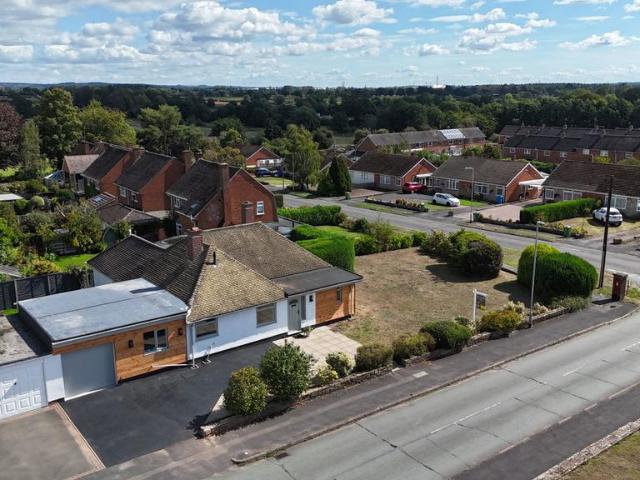 3 bedroom detached bungalow for sale