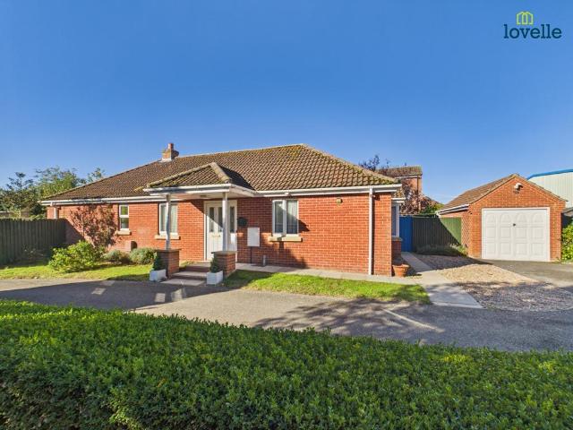 3 bedroom detached bungalow for sale