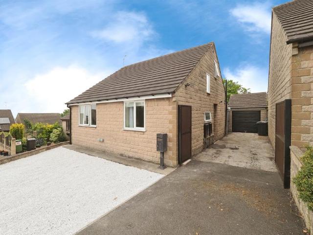 3 bedroom detached bungalow for sale