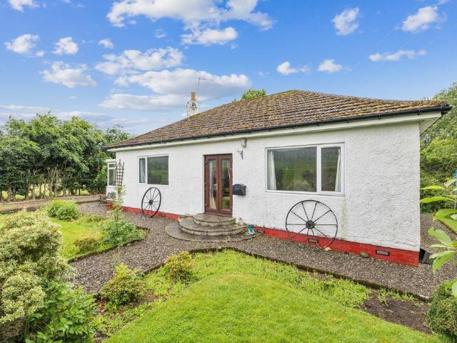 3 bedroom detached bungalow for sale