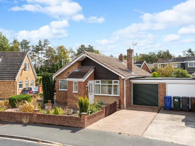 3 bedroom detached bungalow for sale