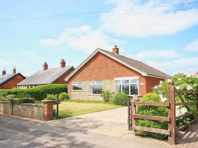 3 bedroom detached bungalow for sale