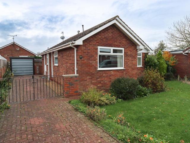 3 bedroom detached bungalow for sale
