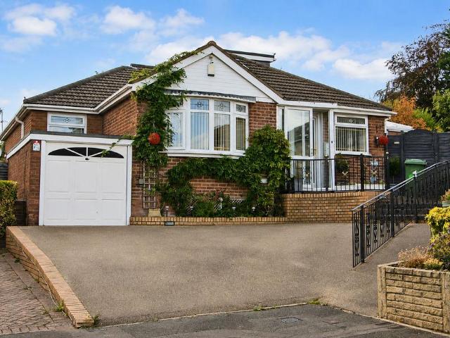 3 bedroom detached bungalow for sale