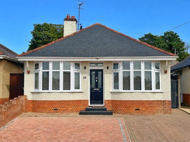 3 bedroom detached bungalow for sale