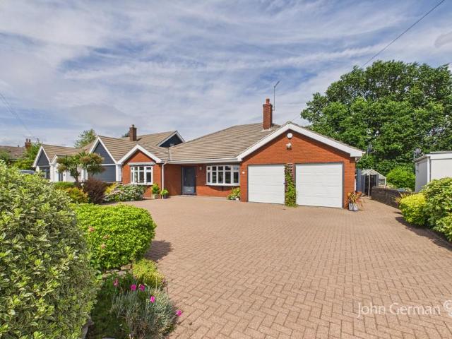 3 bedroom detached bungalow for sale