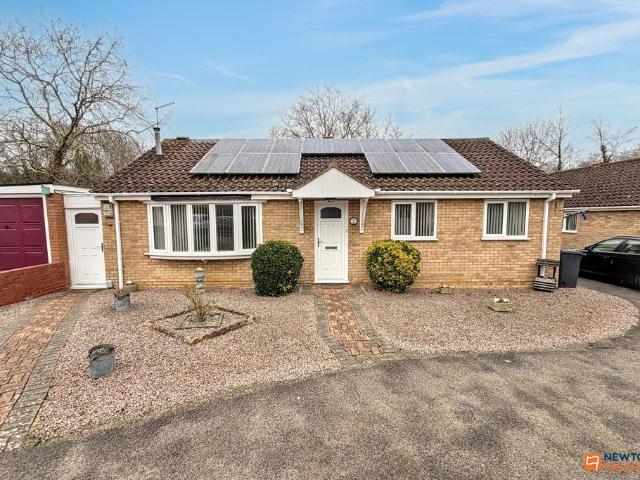 3 bedroom detached bungalow for sale