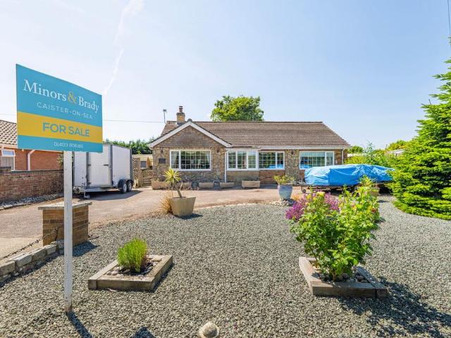 3 bedroom detached bungalow for sale