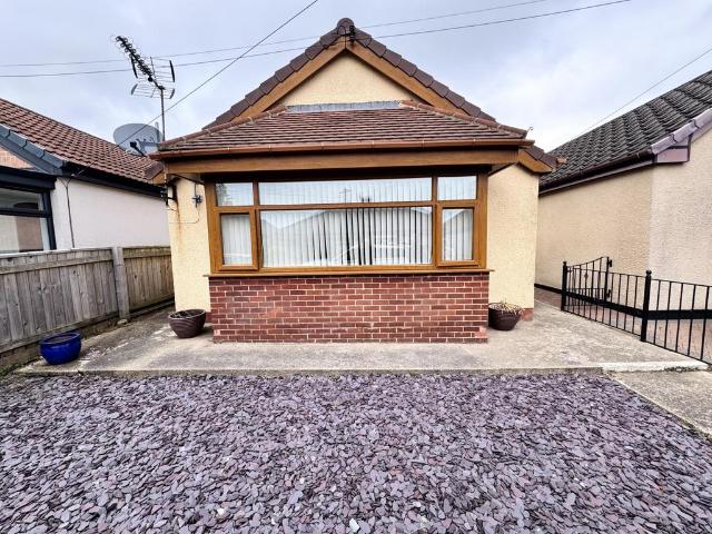 3 bedroom detached bungalow for sale