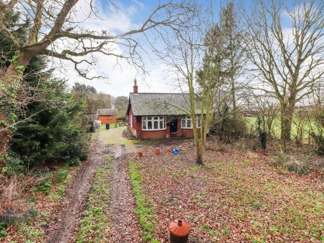 3 bedroom detached bungalow for sale