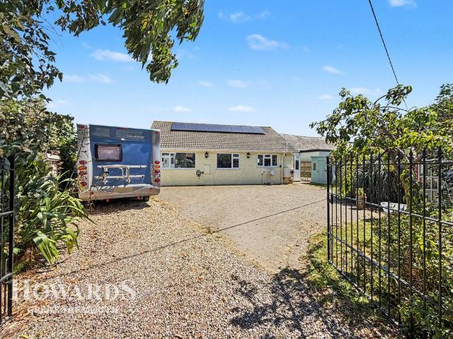 3 bedroom detached bungalow for sale