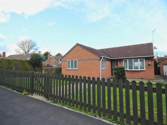 3 bedroom detached bungalow for sale
