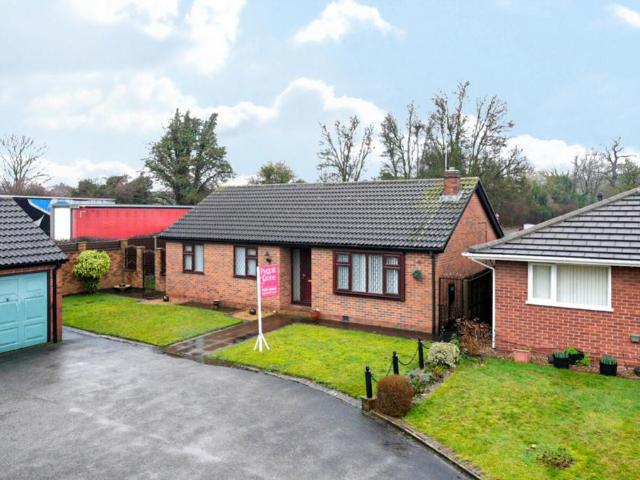 3 bedroom detached bungalow for sale