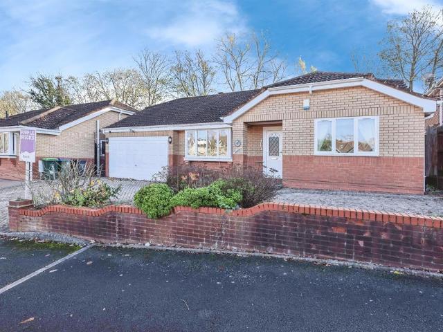 3 bedroom detached bungalow for sale