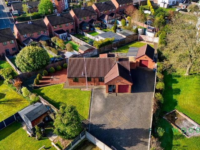 3 bedroom detached bungalow for sale