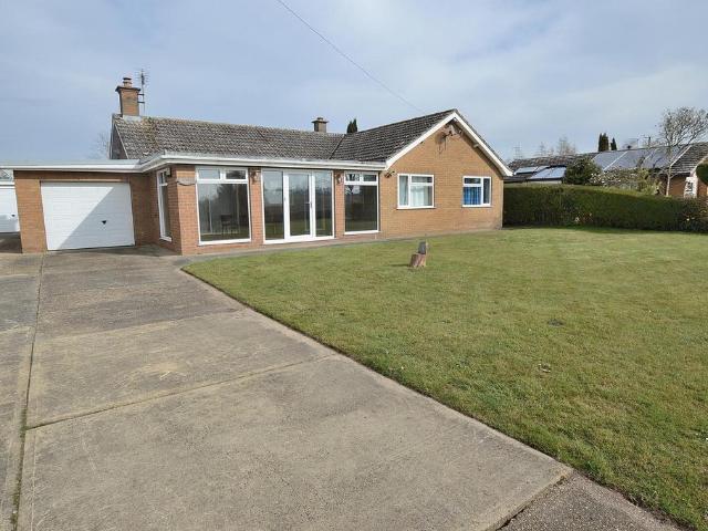 3 bedroom detached bungalow for sale