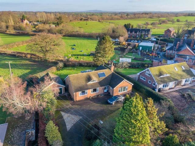 3 bedroom detached bungalow for sale