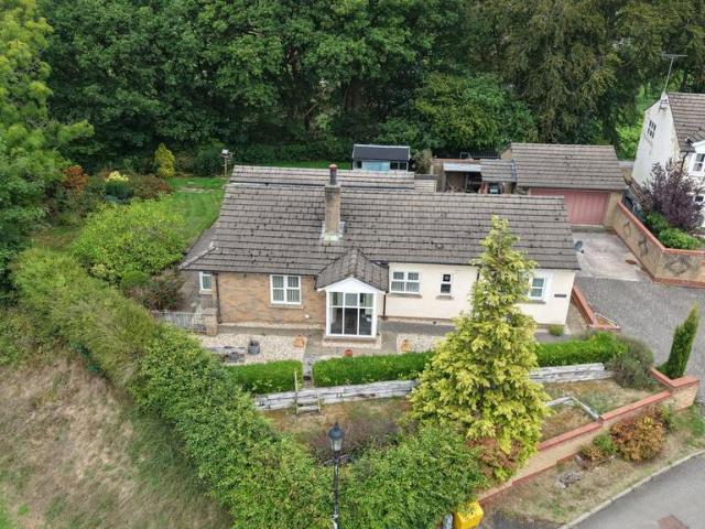 3 bedroom detached bungalow for sale