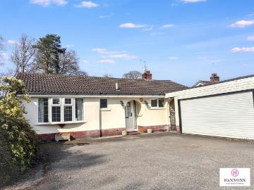 3 bedroom detached bungalow for sale