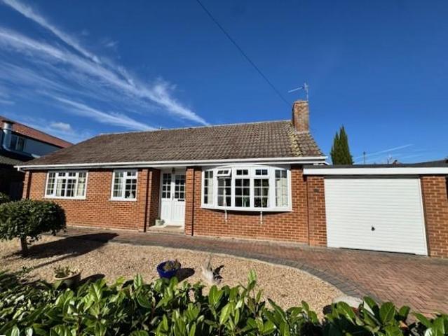 3 bedroom detached bungalow for sale