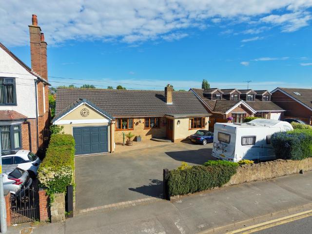 3 bedroom detached bungalow for sale