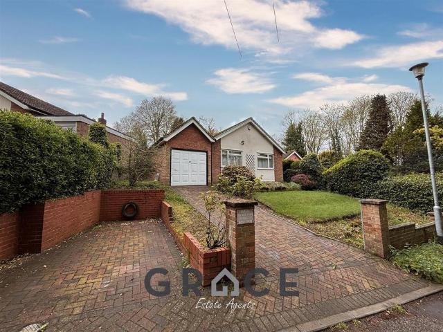 3 bedroom detached bungalow for sale
