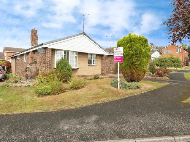 3 bedroom detached bungalow for sale