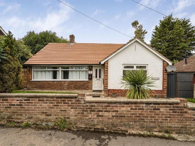 3 bedroom detached bungalow for sale