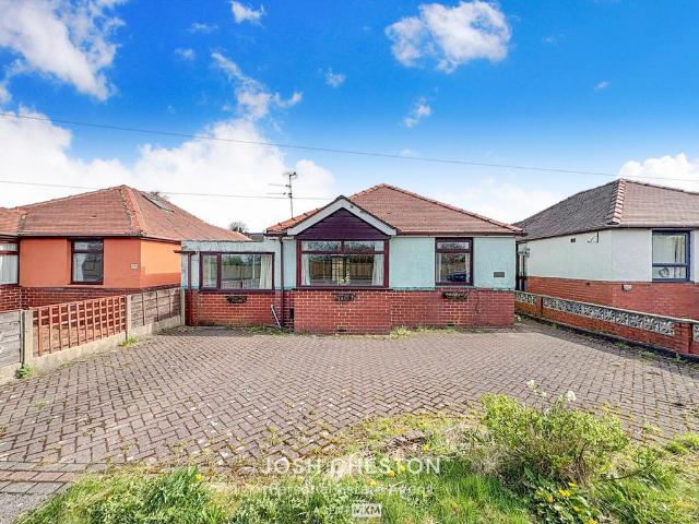 3 bedroom detached bungalow for sale