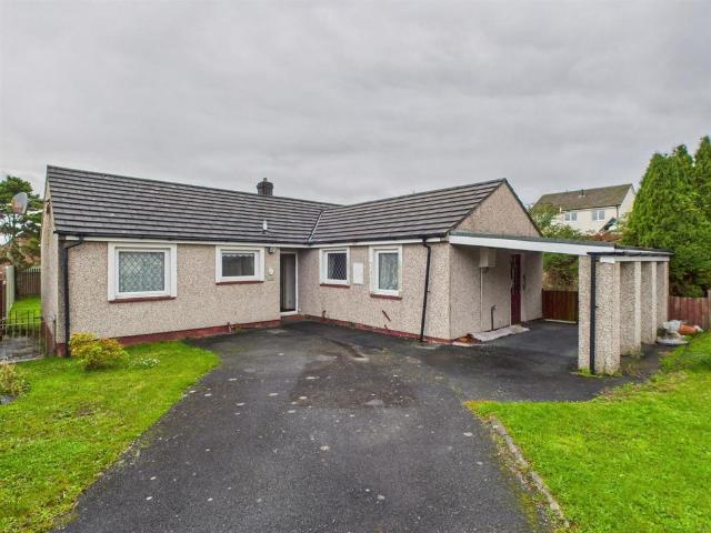 3 bedroom detached bungalow for sale