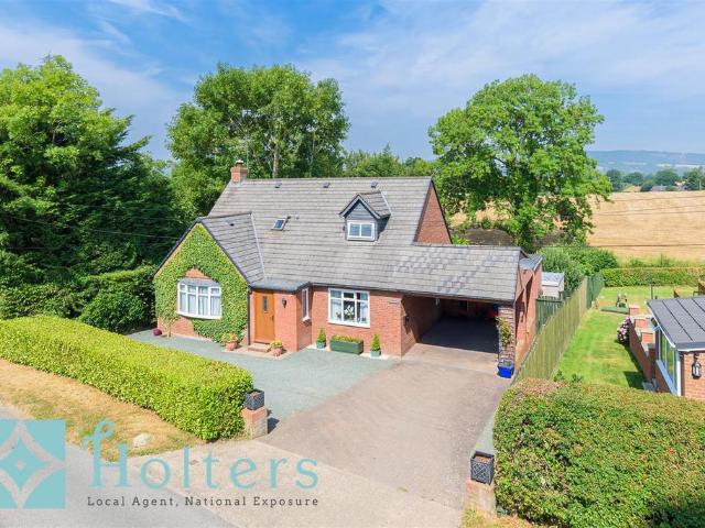 3 bedroom detached bungalow for sale