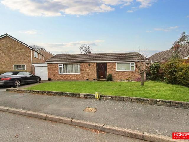 3 bedroom detached bungalow for sale