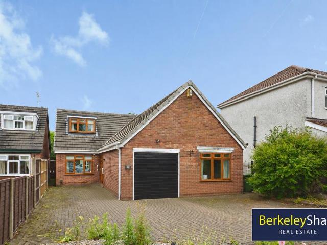 3 bedroom detached bungalow for sale